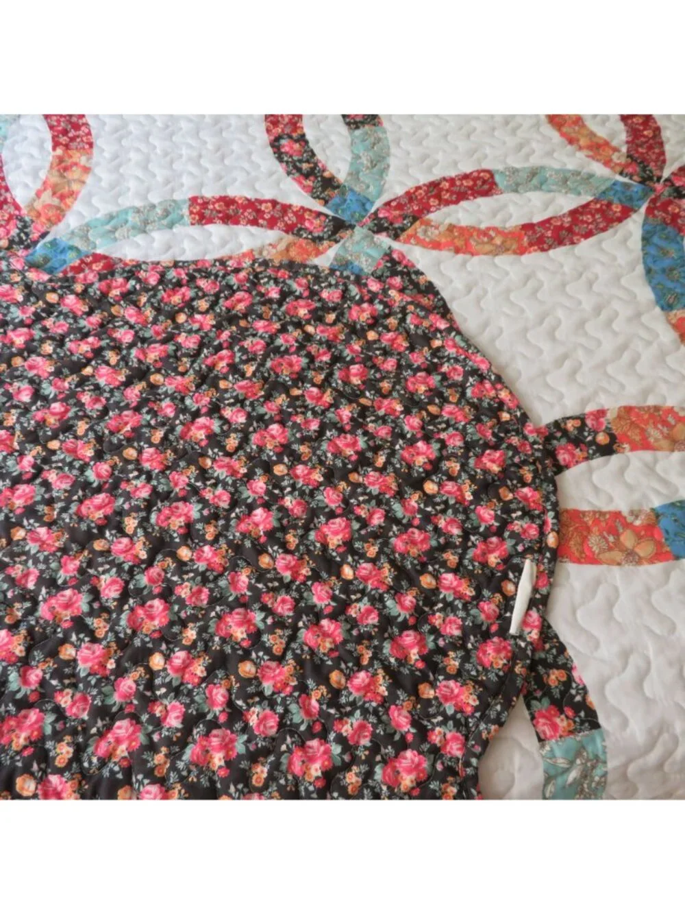 Vintage Reversible Queen Quilt Set Double Wedding Ring Floral White Patchwork